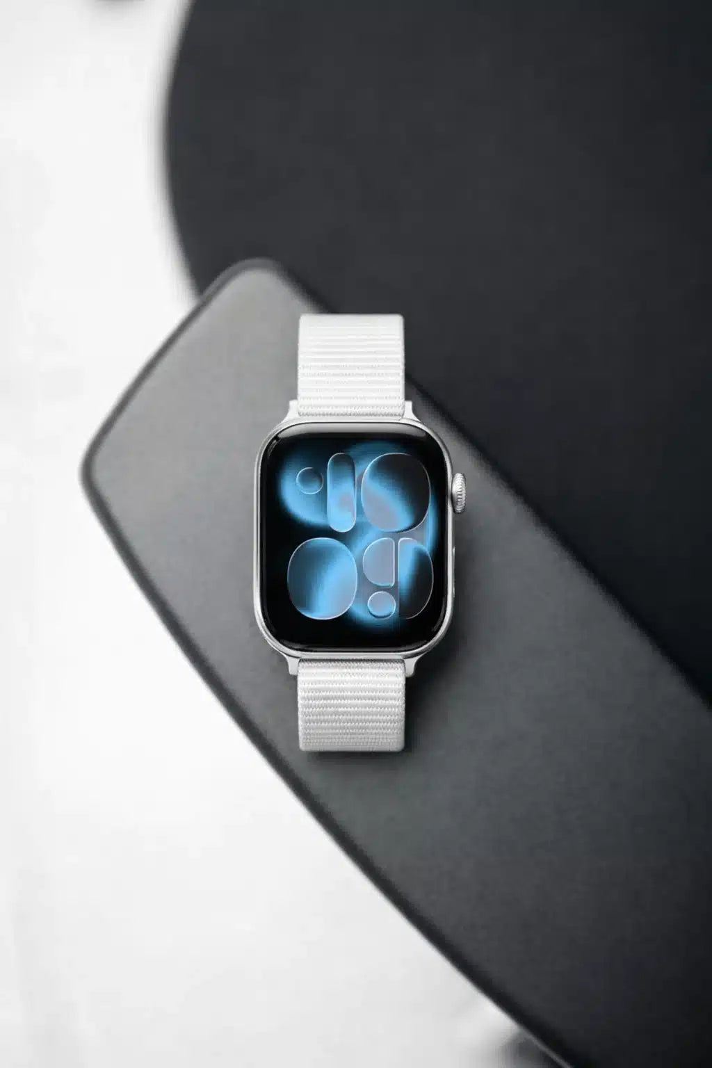 Apple Series 11 Smart Watch ( Apple Logo )