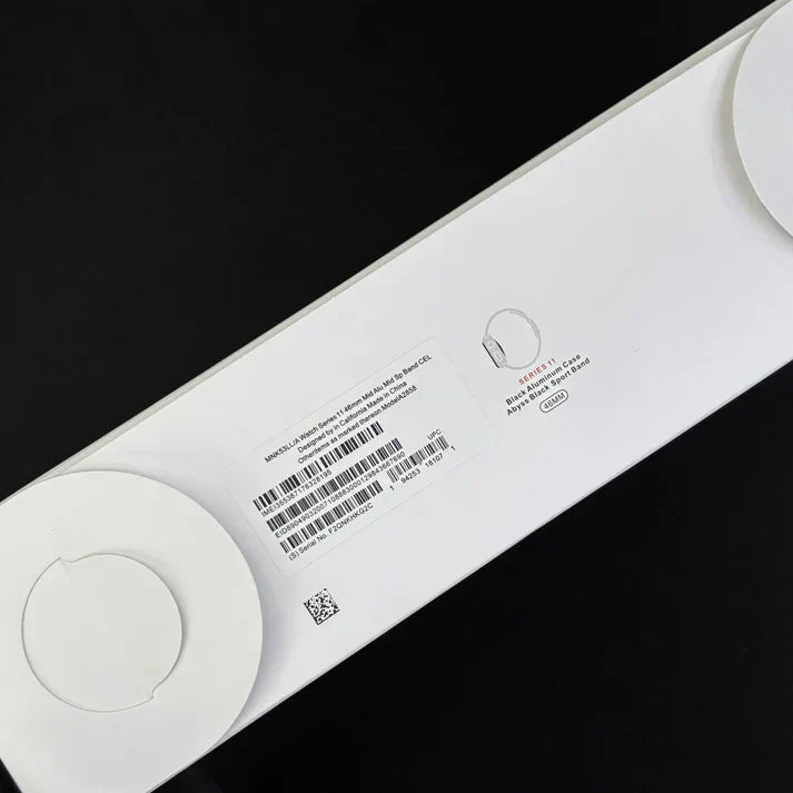 Apple Series 11 Smart Watch ( Apple Logo )